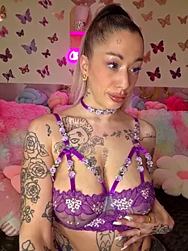 Chachou000 online show from 04-22-26, 12:23