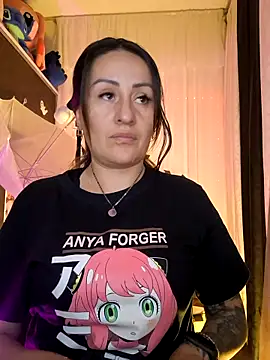 LuisaFernanda170823 online show from 11-11-25, 10:15