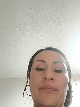 LuisaFernanda170823 online show from 03-28-26, 02:56