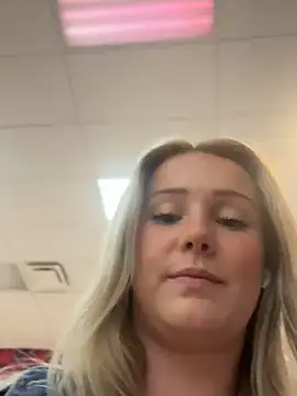 lexi luv online show from 03-07-25, 08:00