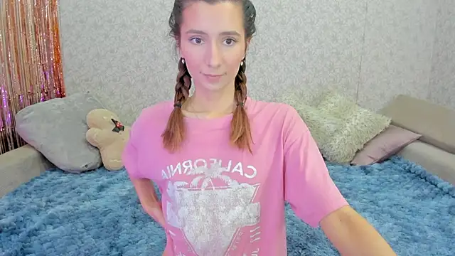 crystalnut online show from 01-23-25, 01:02