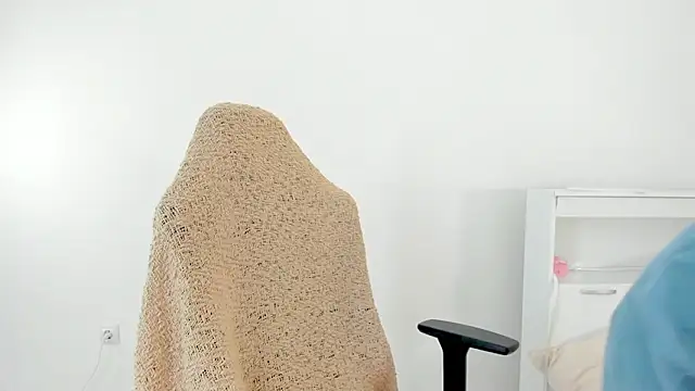 crystalnut online show from 03-07-26, 03:35