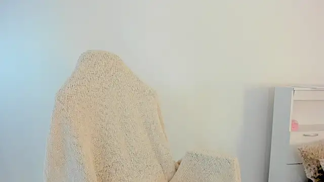 crystalnut online show from 04-16-26, 03:07