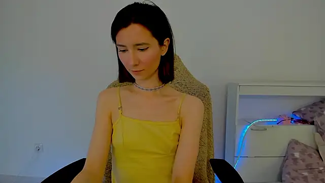 crystalnut online show from 02-04-26, 03:01