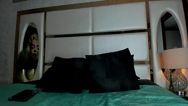 ALAN SANTHOS online show from 10-22-25, 05:18