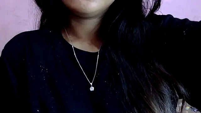 Snapshot of charming_karishma chatting on 12-14-24, 08:56 charming karishma online show from 12-14-24, 08:56