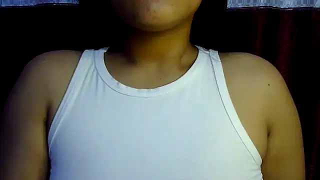 Snapshot of charming_karishma chatting on 01-26-25, 05:23 charming karishma online show from 01-26-25, 05:23