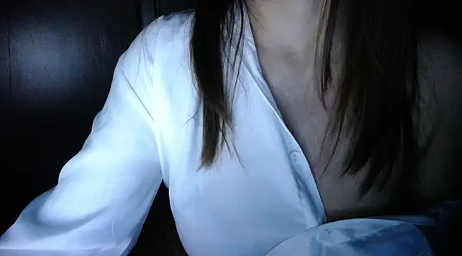 Snapshot of Matta_Glory chatting on 03-03-25, 06:09 Matta Glory online show from 03-03-25, 06:09
