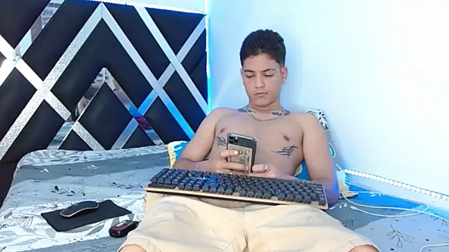 Levy Steve online show from 03-04-26, 06:54