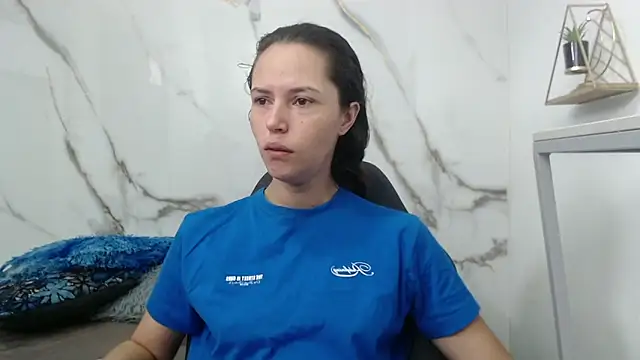 Lindsey8 online show from 05-18-26, 02:00
