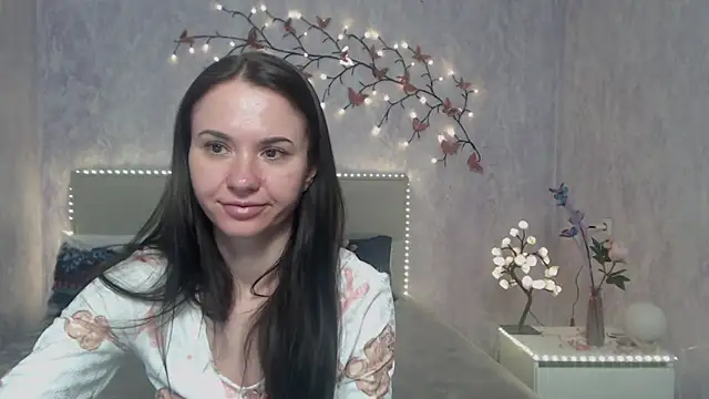 KaraCriegs online show from 03-08-26, 02:48