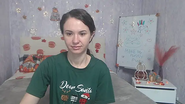 KaraCriegs online show from 11-25-25, 06:52