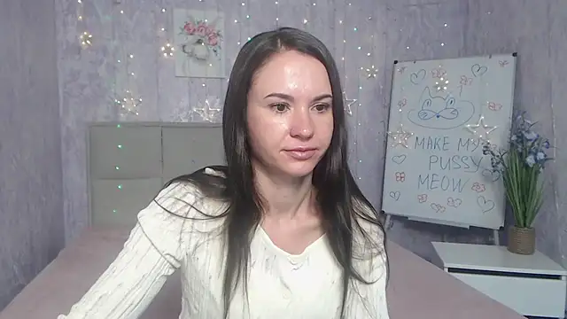 Snapshot of KaraCriegs chatting on 09-22-25, 05:41 KaraCriegs online show from 09-22-25, 05:41