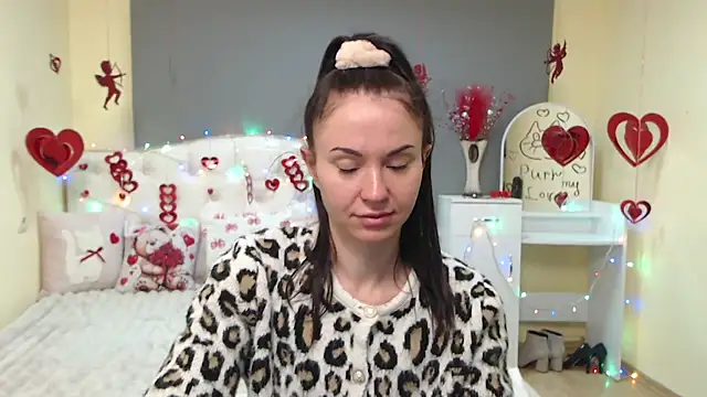 KaraCriegs online show from 02-06-26, 09:11