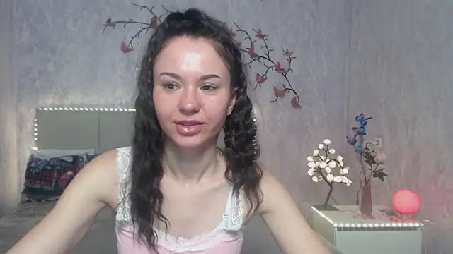 KaraCriegs online show from 03-08-26, 06:22