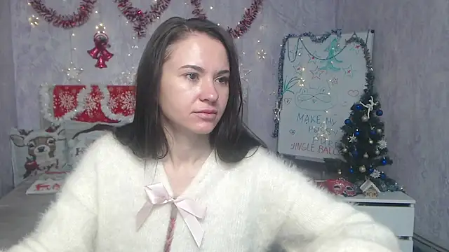 KaraCriegs online show from 12-20-25, 07:06