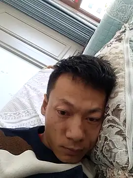 Xpj123 online show from 10-28-25, 02:23