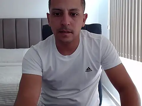 Bamban1419  online show from 04-10-26, 05:20