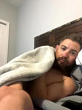 Snapshot of caliguy37 chatting on 09-13-25, 04:01 caliguy37 online show from 09-13-25, 04:01