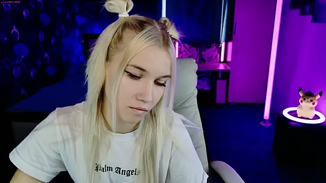 ShhhO O online show from 10-11-25, 11:55