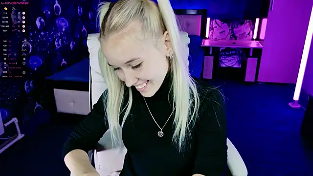 ShhhO O online show from 10-13-25, 05:58