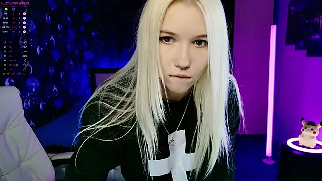 ShhhO O online show from 09-28-25, 10:33