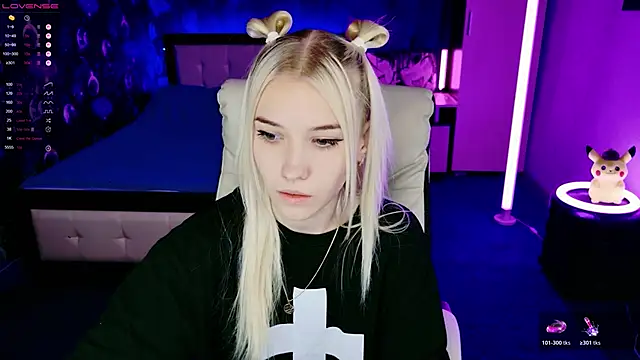 ShhhO O online show from 11-02-25, 04:01