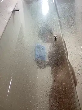 Iris love18 online show from 10-04-25, 11:45