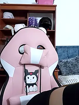 Iris love18 online show from 11-12-25, 04:22