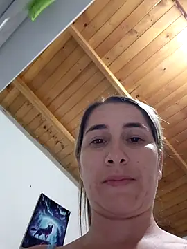 Iris love18 online show from 06-24-26, 04:00