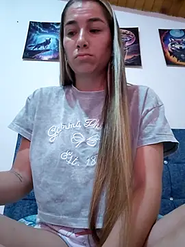 Iris love18 online show from 06-19-26, 01:50