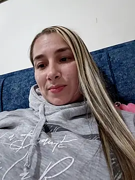 Iris love18 online show from 03-25-26, 03:50