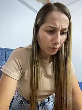 Iris love18 online show from 09-28-25, 06:26