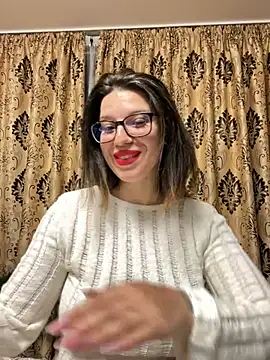 NadiraNoor online show from 04-28-26, 09:08