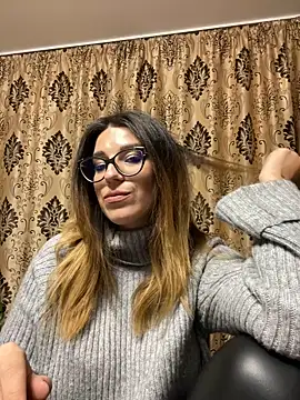 NadiraNoor online show from 10-28-25, 03:33