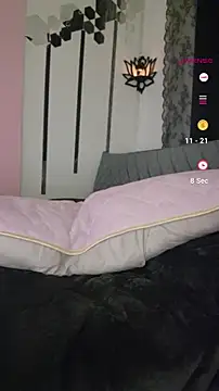 Ina HotX online show from 02-17-25, 01:44