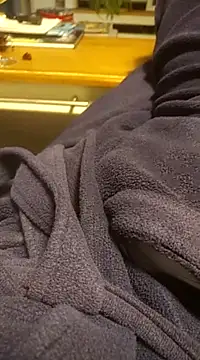 Snapshot of Fred_bo chatting on 02-15-25, 11:14 Fred bo online show from 02-15-25, 11:14