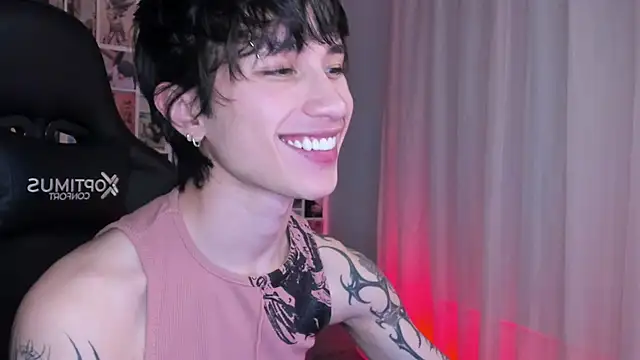 Snapshot of liamelf chatting on 03-22-25, 05:49 liamelf online show from 03-22-25, 05:49