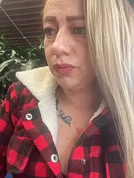 Chanel 87xxx online show from 04-15-26, 08:53