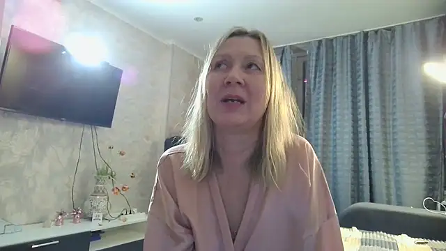 WindChristy online show from 03-13-26, 09:42