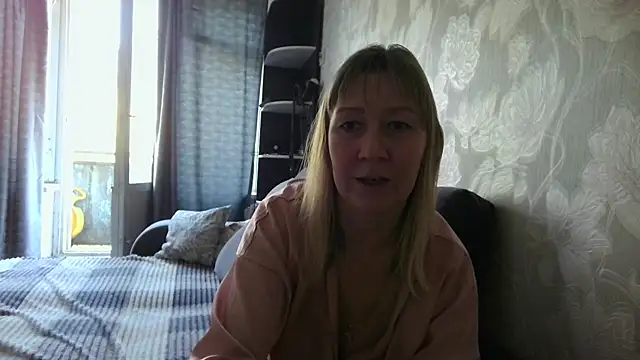 WindChristy online show from 05-04-26, 09:34
