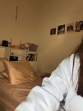 milkyhonybaby online show from 02-20-26, 06:54