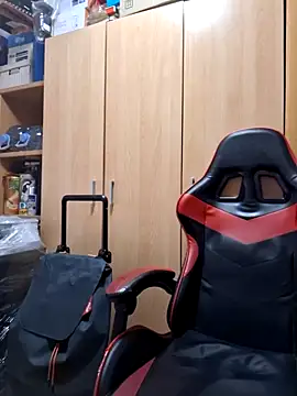 Javier bear online show from 10-13-25, 01:34