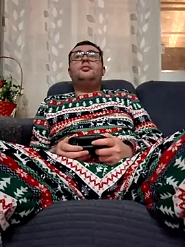 Javier bear online show from 02-16-26, 10:18