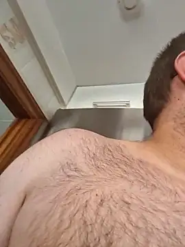 Javier bear online show from 05-26-26, 01:53