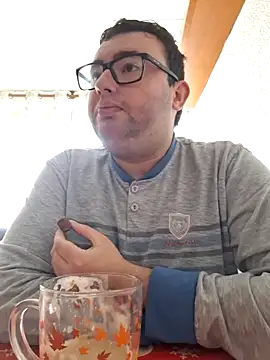 Javier bear online show from 03-15-26, 09:38