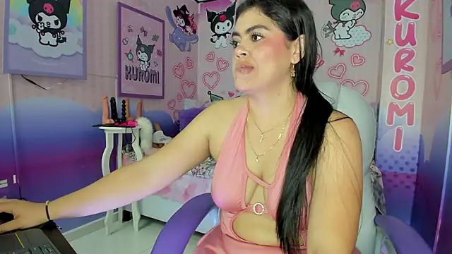 Snapshot of valery__sexy chatting on 02-21-26, 12:12 valery sexy online show from 02-21-26, 12:12