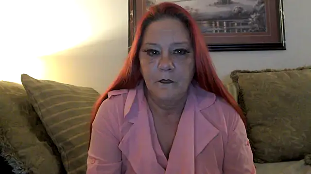 LexxiLeeds online show from 10-12-25, 11:06