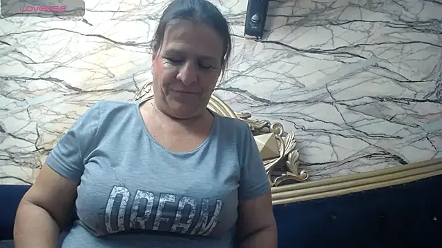 Snapshot of karito_mature17 chatting on 06-26-26, 11:16 karito mature17 online show from 06-26-26, 11:16