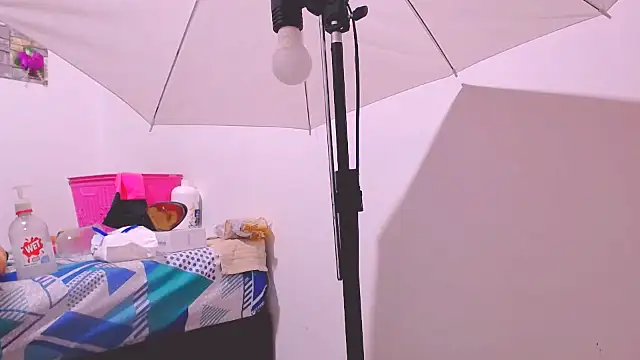 MaidenGame online show from 04-10-26, 03:30